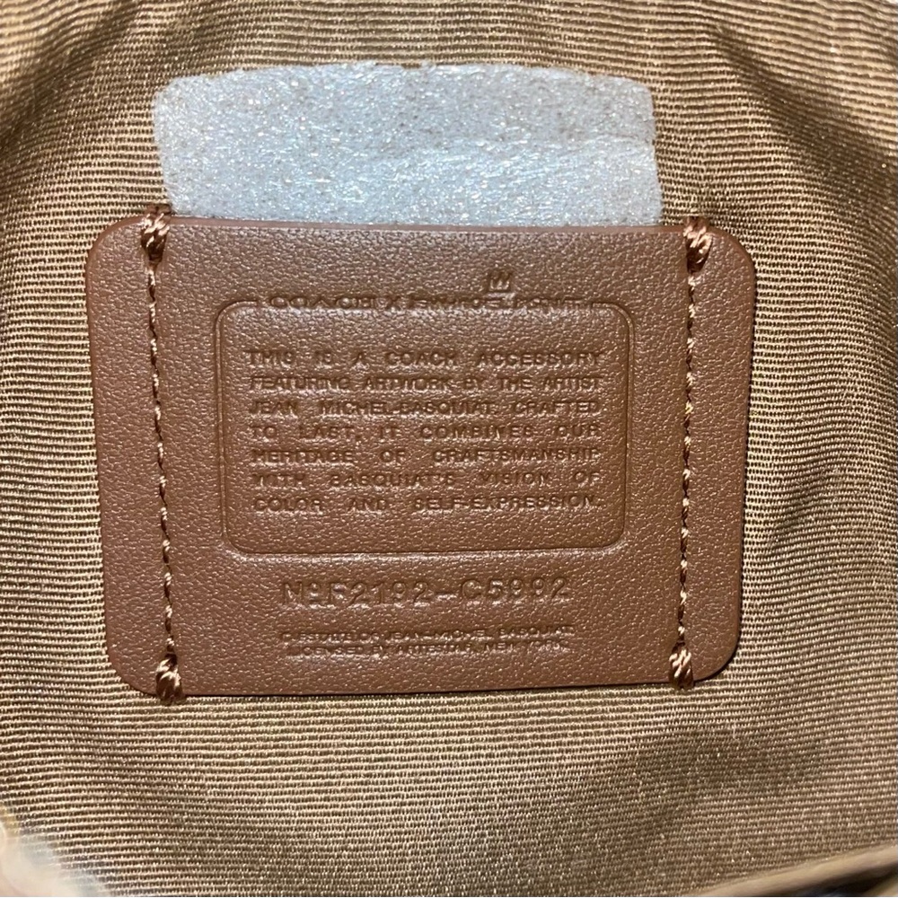 Authentic Coach X Jean Michel Basquiat New York Corner Zip Wristlet Pouch Clutch - Picture 6 of 6